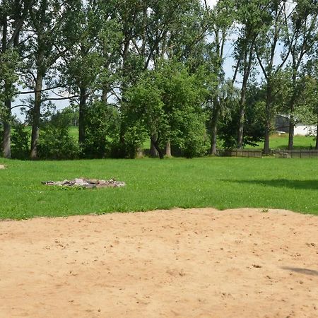 Teichcamp Vandrerhjem Grosshartmannsdorf Eksteriør bilde